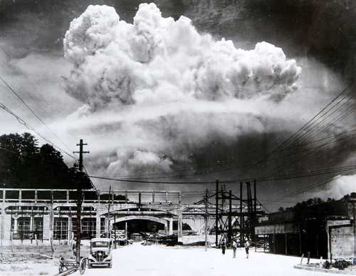 A photo of the detonation of the “Fat Man” bomb in Nagasaki
