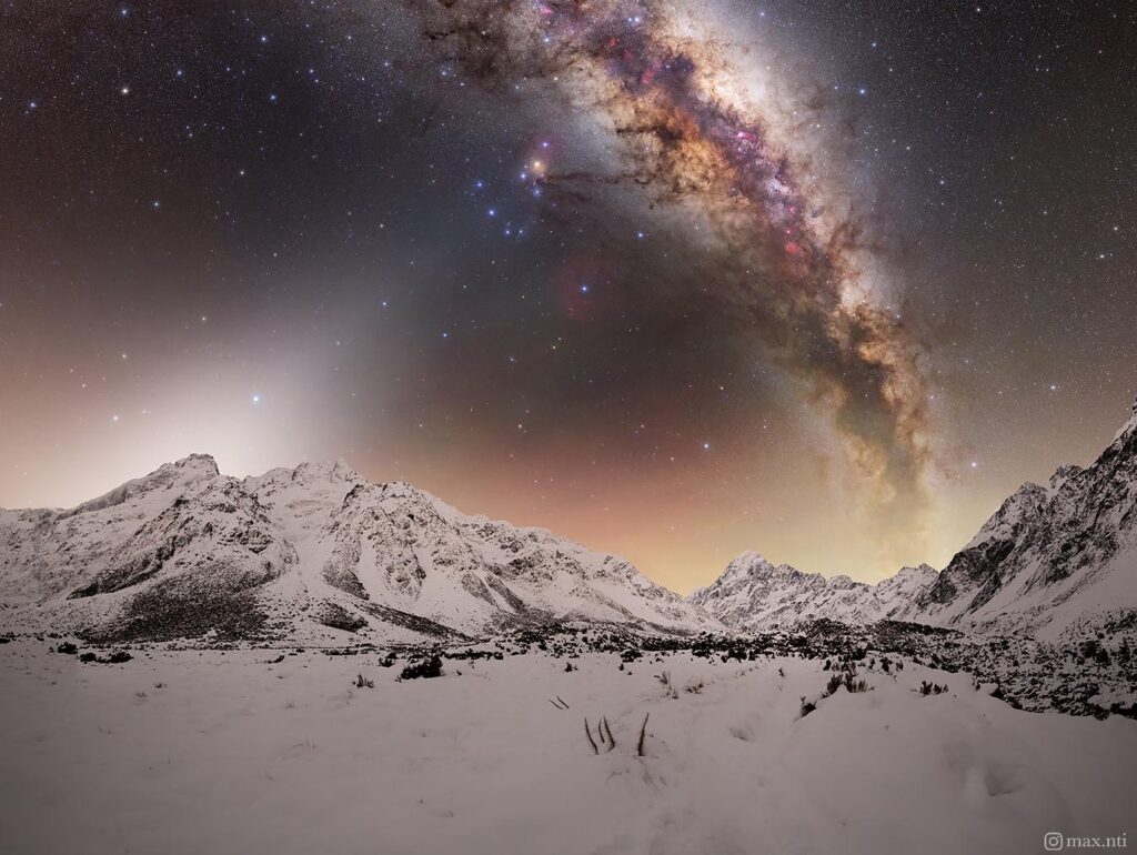 The Milky Way over New Zealand’s highest mountain