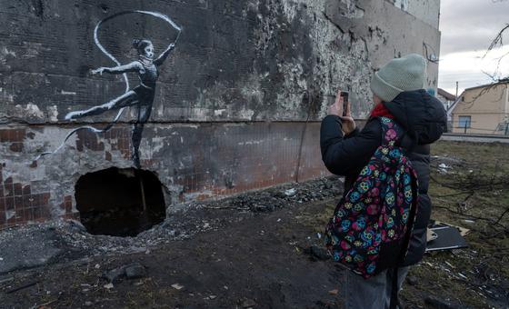 World News in Brief: 1.3 billion teens suffering mental disorders, Russia’s Indigenous Peoples face ‘extinction’, Belarus rights update