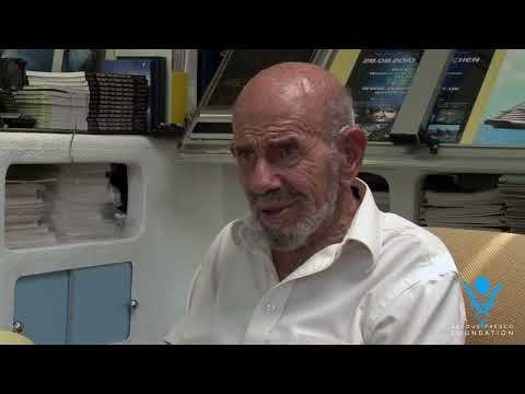 Jacque Fresco skips school