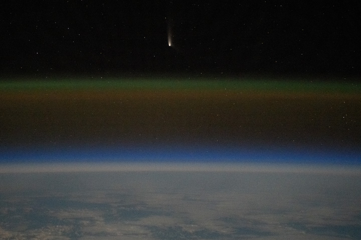 Comet Tsuchinshan-ATLAS Arrives from Afar