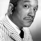 TIL during World War II, US comedian Redd Foxx dodged the draft by eating half a bar of soap before his physical, a trick that resulted in heart palpi…