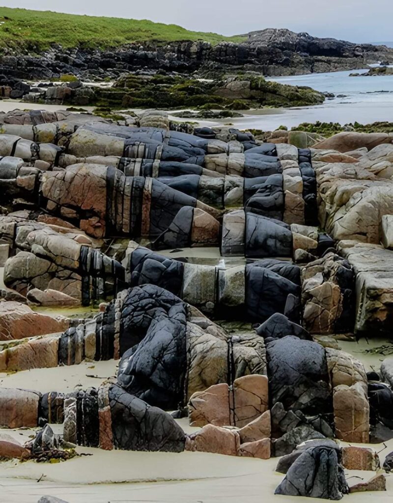 Banded rocks of Hosta Beach