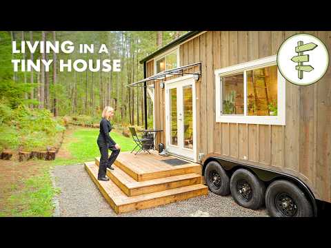 Woman Living in a Perfect Tiny House with BEAUTIFUL Interior Design – Cost & Full Tour