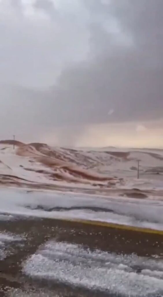 Saudi Arabian desert witness snowfall for the first time in the history