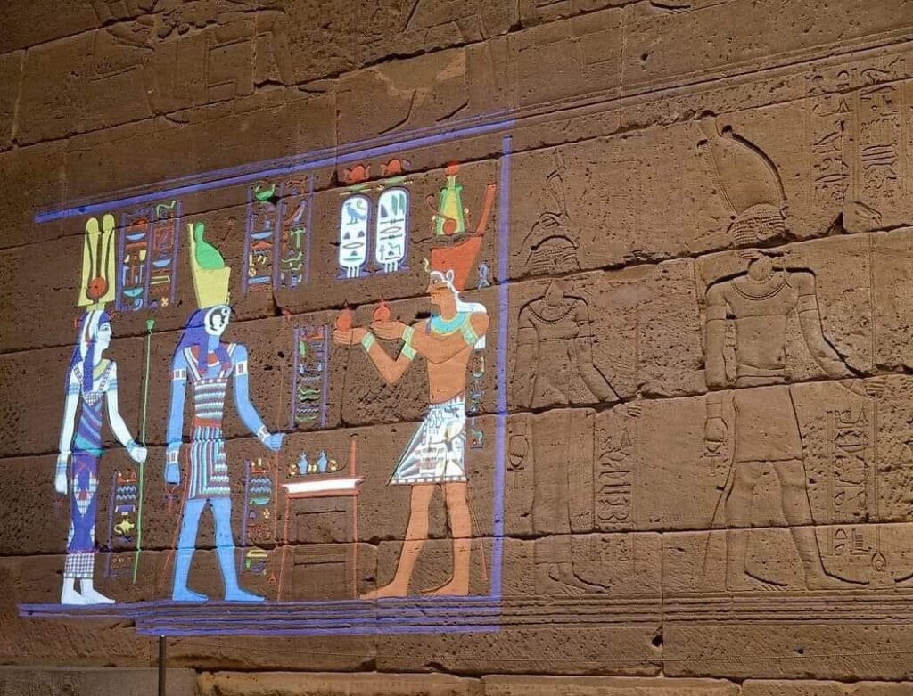 This is how hieroglyphs and figures in ancient Egyptian temples looked before their colors faded…