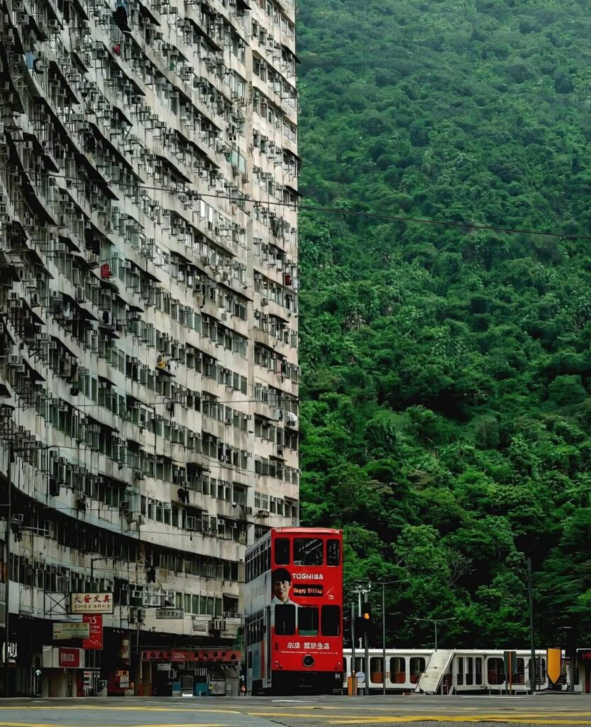 Fantastic Street Photography from Hong Kong by Karunchai Treetrong